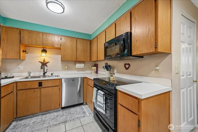 11222 Country Club Place, Anderson Island, WA 98303