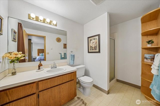 11222 Country Club Place, Anderson Island, WA 98303