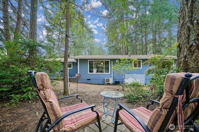 11222 Country Club Place, Anderson Island, WA 98303