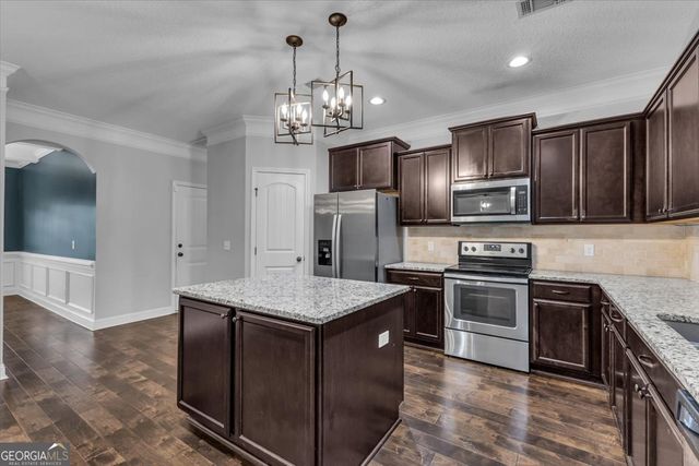 57 Red Rock Court NE, Ludowici, GA 31316