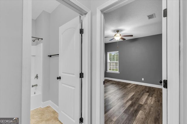 57 Red Rock Court NE, Ludowici, GA 31316