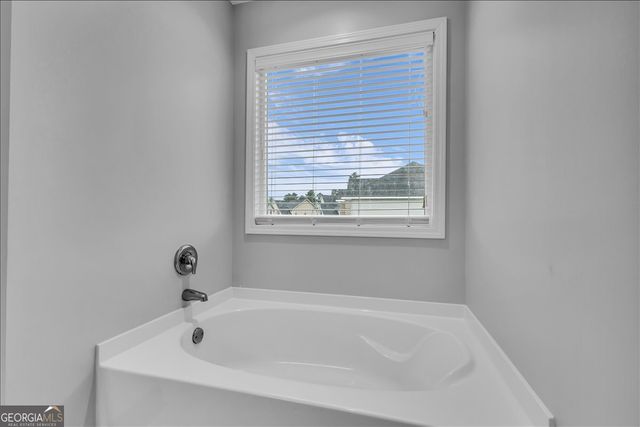 57 Red Rock Court NE, Ludowici, GA 31316