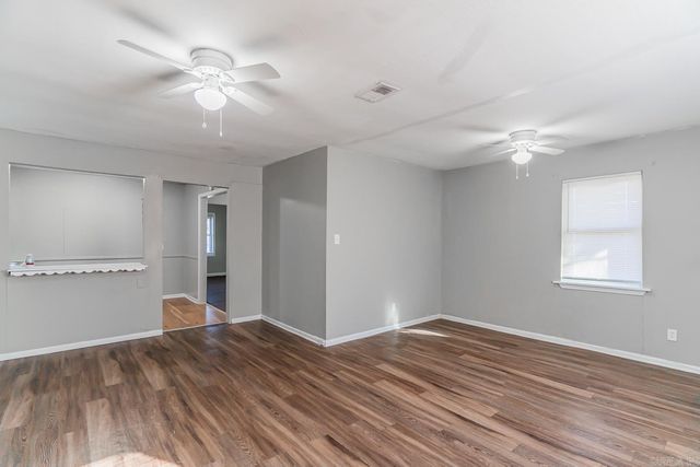 1913 Sula Lane, West Memphis, AR 72301