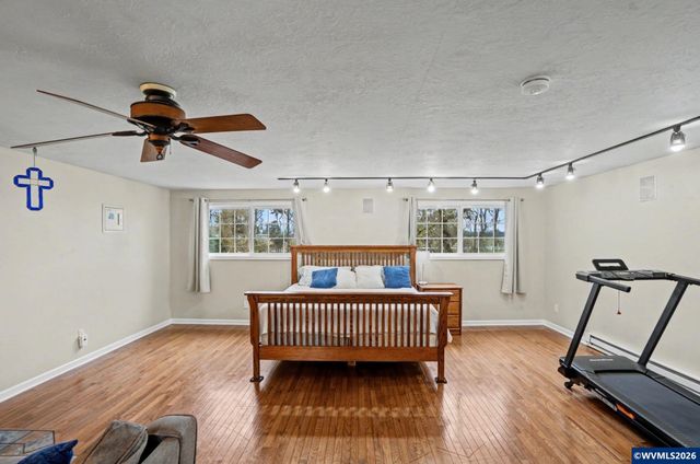 6816 Waconda Rd NE, Salem, OR 97305