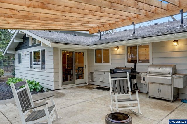 6816 Waconda Rd NE, Salem, OR 97305