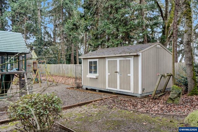 6816 Waconda Rd NE, Salem, OR 97305