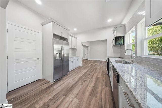 209 Westfield Avenue, Greer, SC 29651