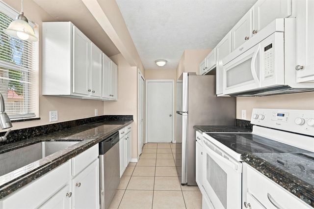 3873 SW Daisy Street, Port St. Lucie, FL 34953