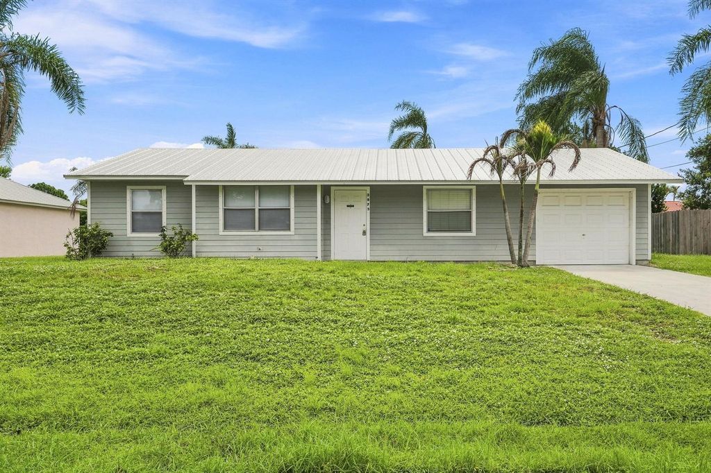 3873 SW Daisy Street, Port St. Lucie, FL 34953