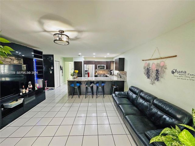3461 SW 154th Ct, Miami, FL 33185