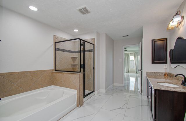 16430 Williamstown Drive, Houston, TX 77084