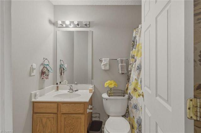 204 Heritage Creek Way, Greensboro, NC 27405