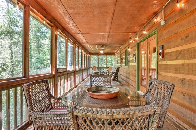 40 Graham Court, Ellijay, GA 30540