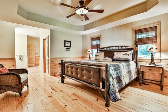 40 Graham Court, Ellijay, GA 30540