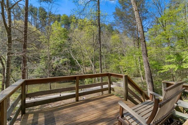 40 Graham Court, Ellijay, GA 30540