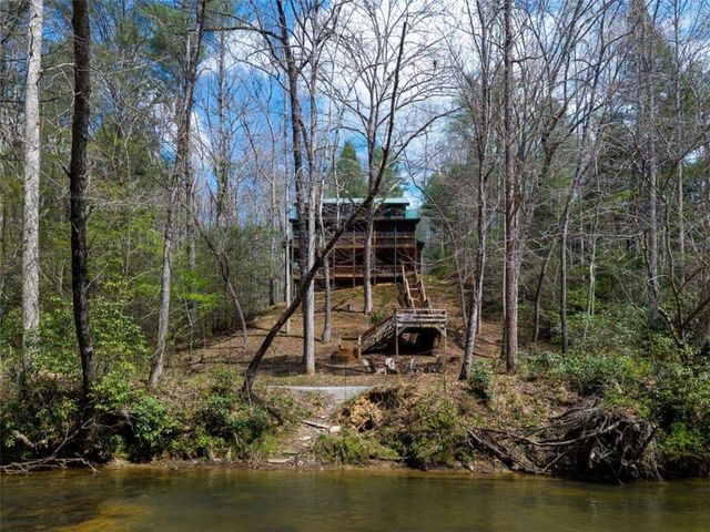 40 Graham Court, Ellijay, GA 30540
