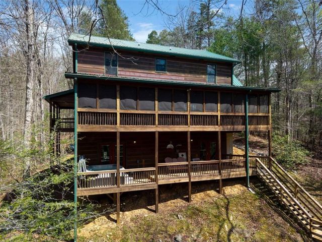 40 Graham Court, Ellijay, GA 30540