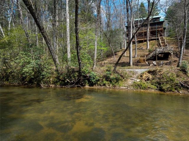 40 Graham Court, Ellijay, GA 30540