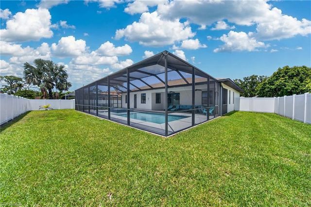 506 SW 5th ST, Cape Coral, FL 33991