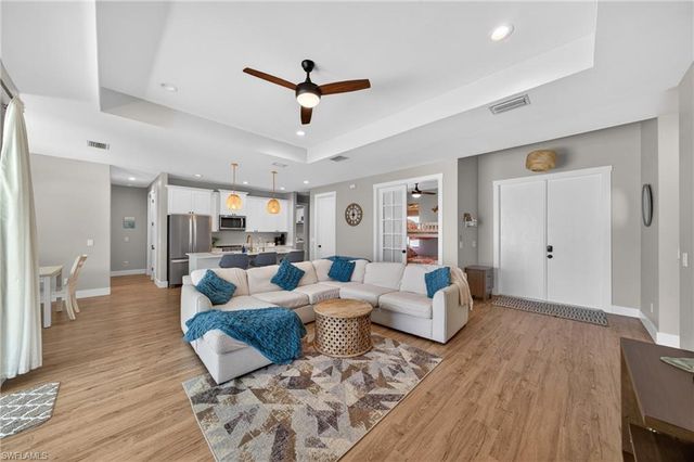 506 SW 5th ST, Cape Coral, FL 33991