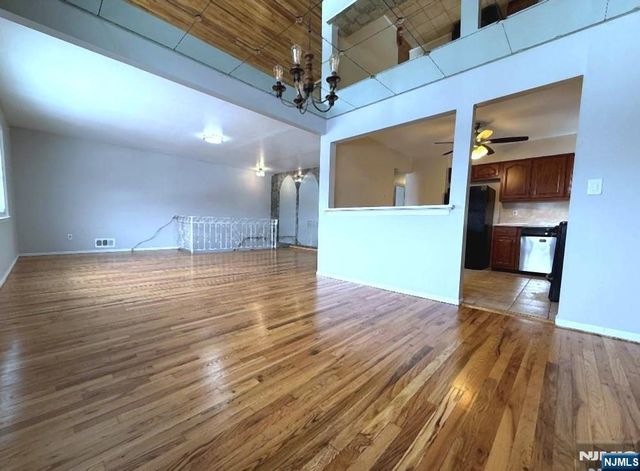 17 Daka Court 2, Bloomfield, NJ 07003