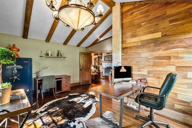 812 WESTBOURNE GROVE Court, Colfax, NC 27235