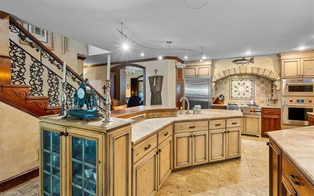 812 WESTBOURNE GROVE Court, Colfax, NC 27235