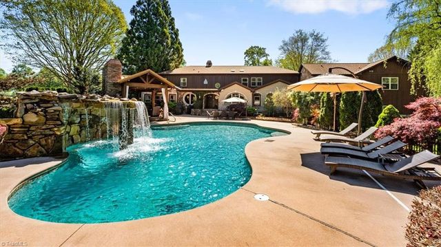 812 WESTBOURNE GROVE Court, Colfax, NC 27235