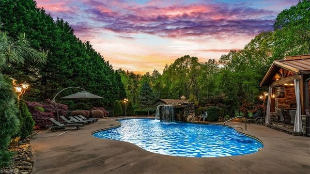 812 WESTBOURNE GROVE Court, Colfax, NC 27235