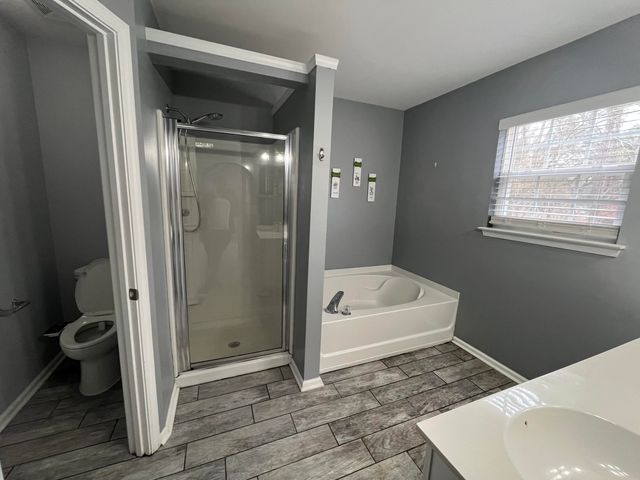 242 Medford Drive, Summerville, SC 29485