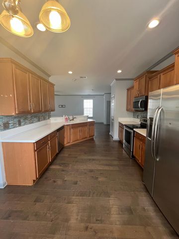 242 Medford Drive, Summerville, SC 29485