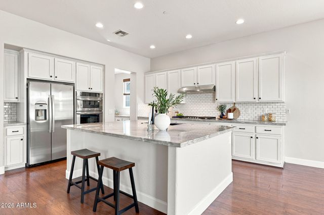 20794 W PROSPECTOR Way, Buckeye, AZ 85396