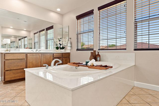 20794 W PROSPECTOR Way, Buckeye, AZ 85396