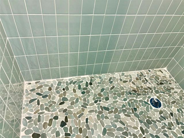 450 TREASURE ISLAND CAUSEWAY 105, Treasure Island, FL 33706