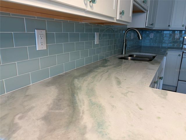 450 TREASURE ISLAND CAUSEWAY 105, Treasure Island, FL 33706