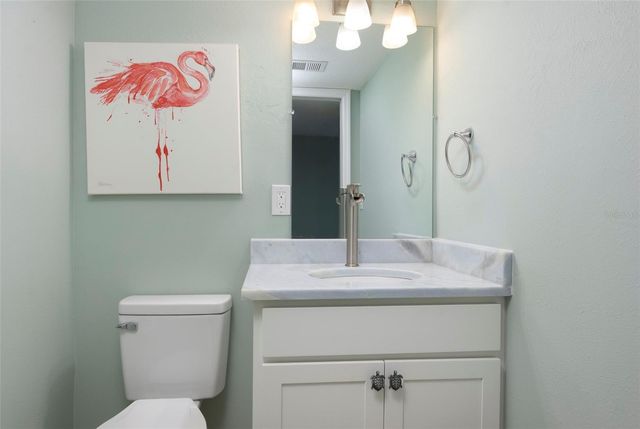 450 TREASURE ISLAND CAUSEWAY 105, Treasure Island, FL 33706