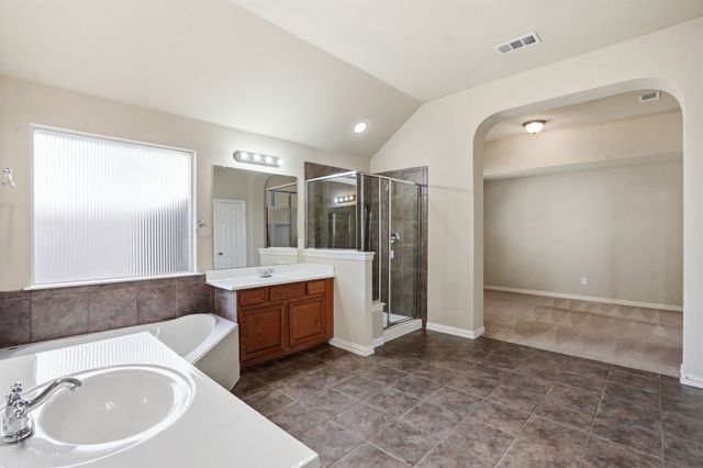 1455 Oxbow Drive, Cedar Hill, TX 75104