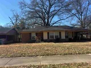 4401 QUINCE RD, Memphis, TN 38117