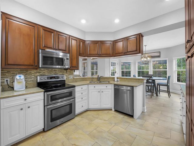 306 Marsh Point Cir, St Augustine, FL 32080