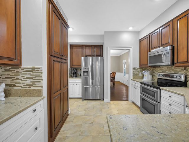 306 Marsh Point Cir, St Augustine, FL 32080