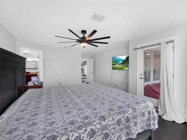 306 Marsh Point Cir, St Augustine, FL 32080