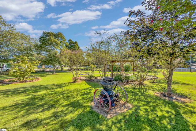 619 Foster Road, Williamston, SC 29697