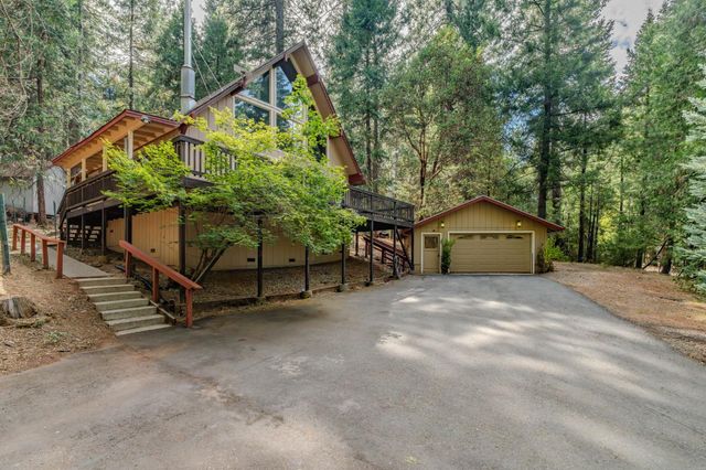26886 Barton Rd, Pioneer, CA 95666