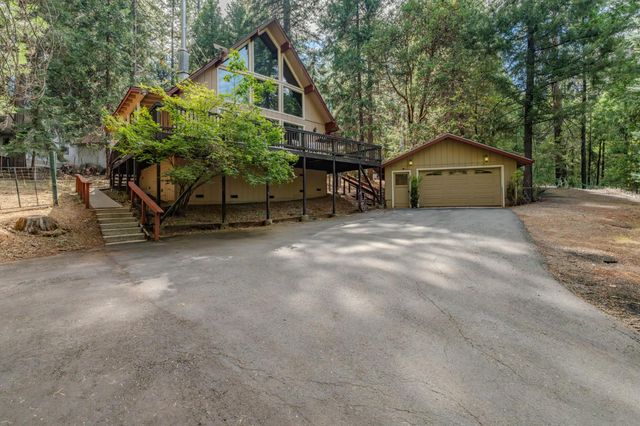 26886 Barton Rd, Pioneer, CA 95666