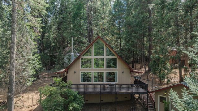 26886 Barton Rd, Pioneer, CA 95666