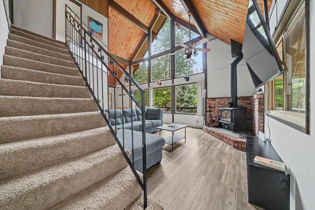 26886 Barton Rd, Pioneer, CA 95666
