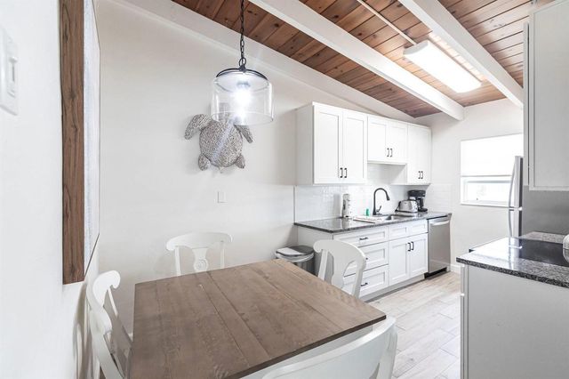 6006 MIDNIGHT PASS ROAD 63, Sarasota, FL 34242