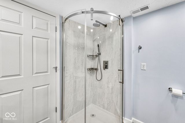 9442 Timber View Drive, Indianapolis, IN 46250