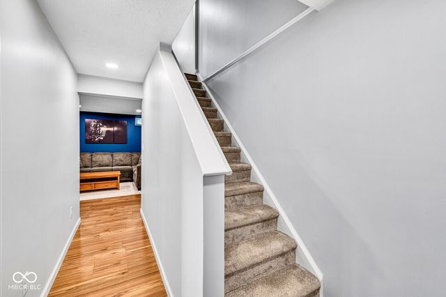 9442 Timber View Drive, Indianapolis, IN 46250