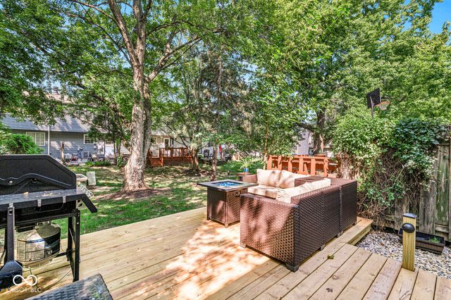 9442 Timber View Drive, Indianapolis, IN 46250
